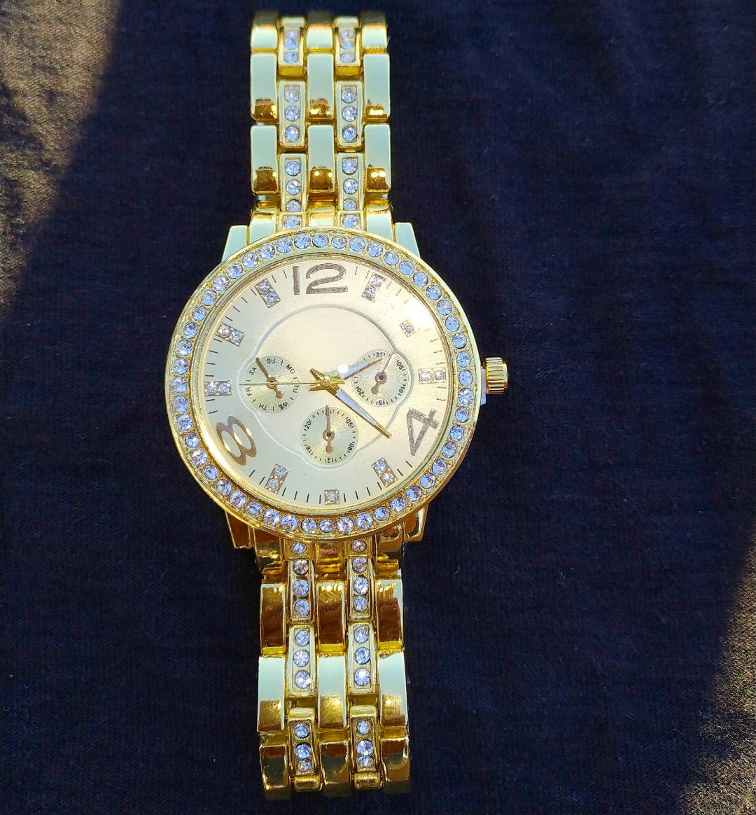 18K Gold Diamond Face Watch 2