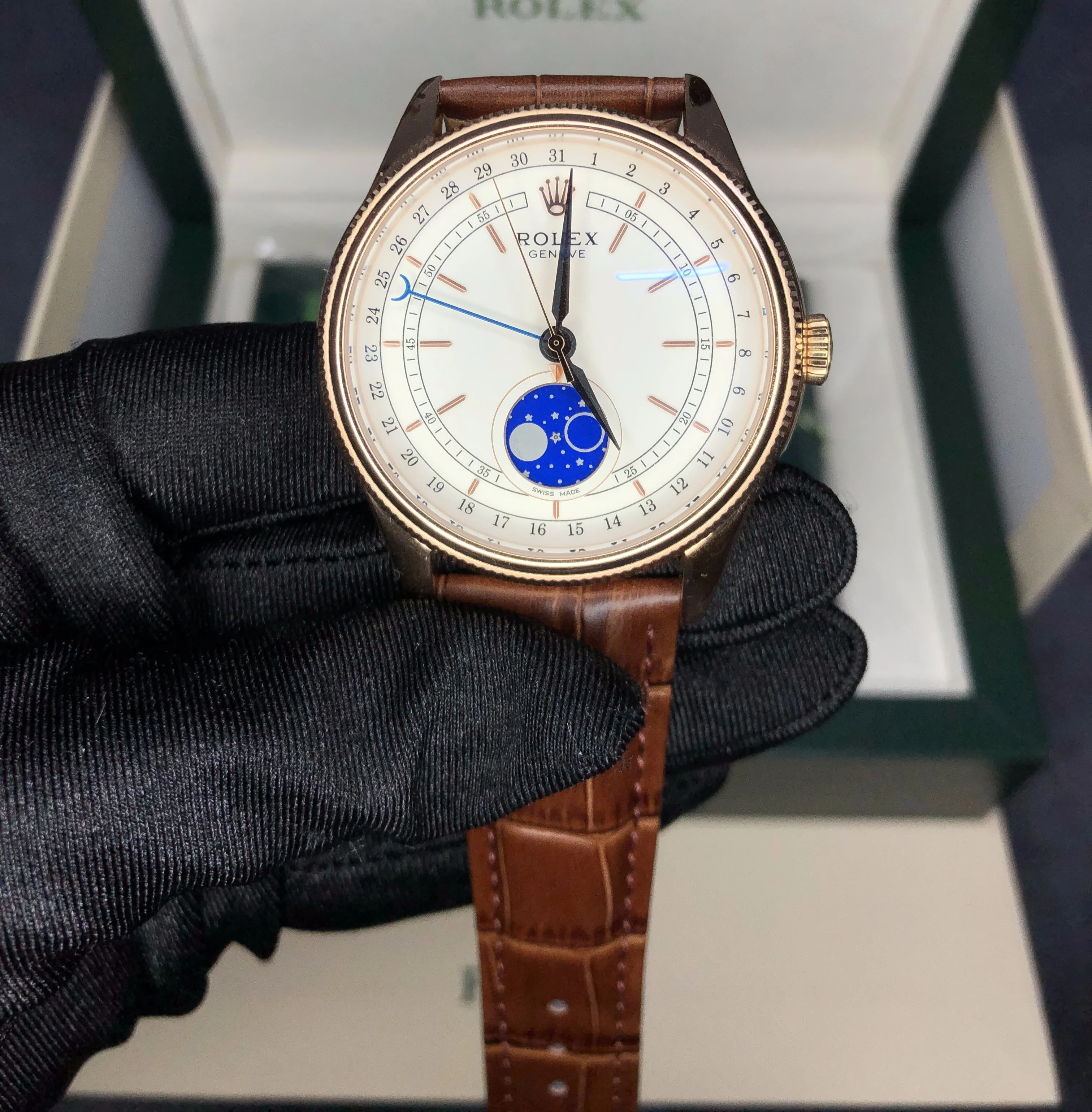 Cellini Moonphase M50535-0002 39mm Super