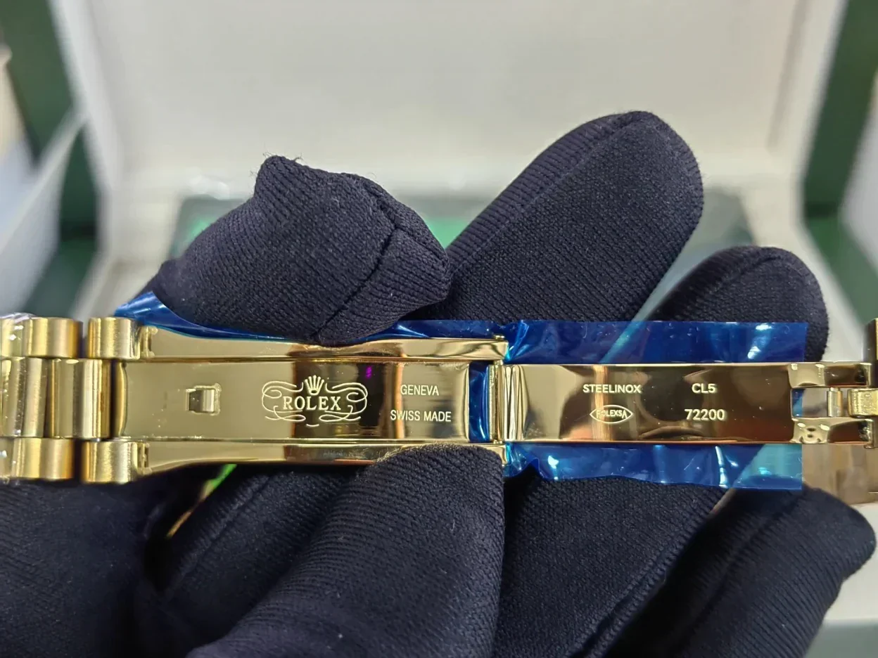 Day-Date M228238-0061 40mm Super