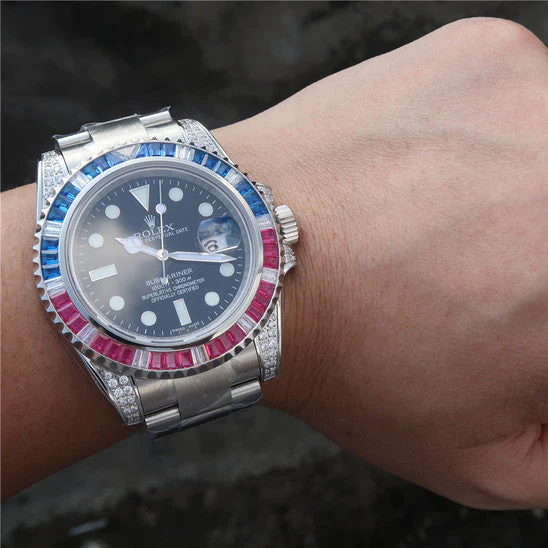 SUBMARINER SILVER BLUE / RED DIAMOND 40MM Super
