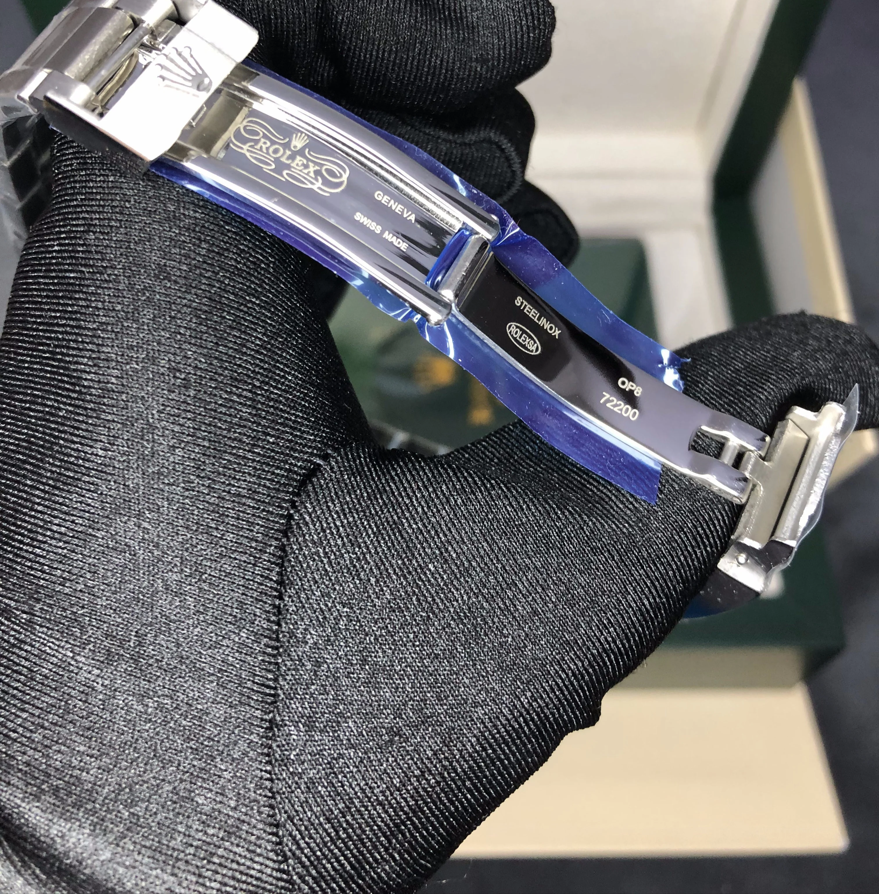 Explorer II M226570-0001 42mm Super