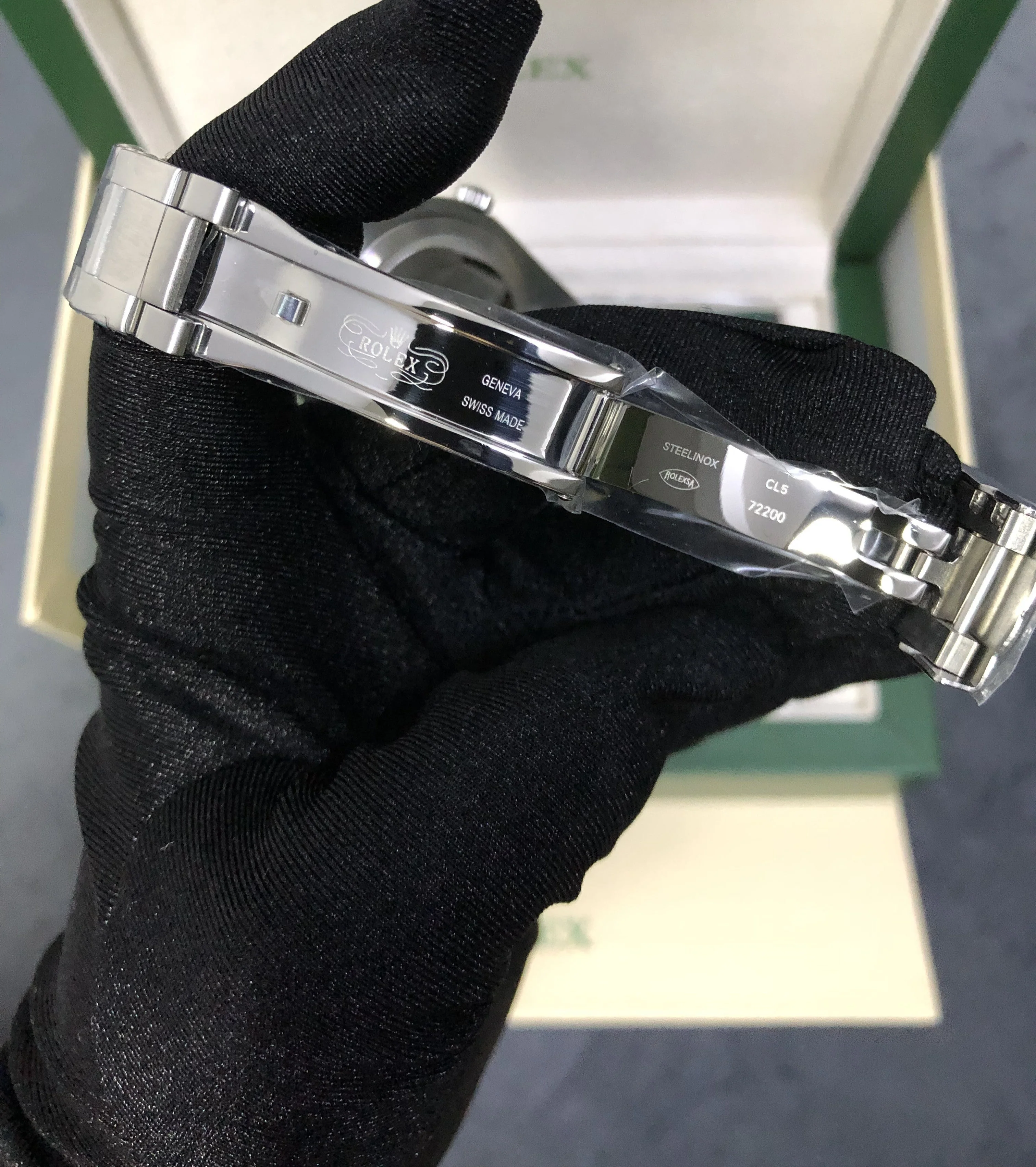 Oyster Perpetual M124300-0008 31mm 36mm 41mm Super