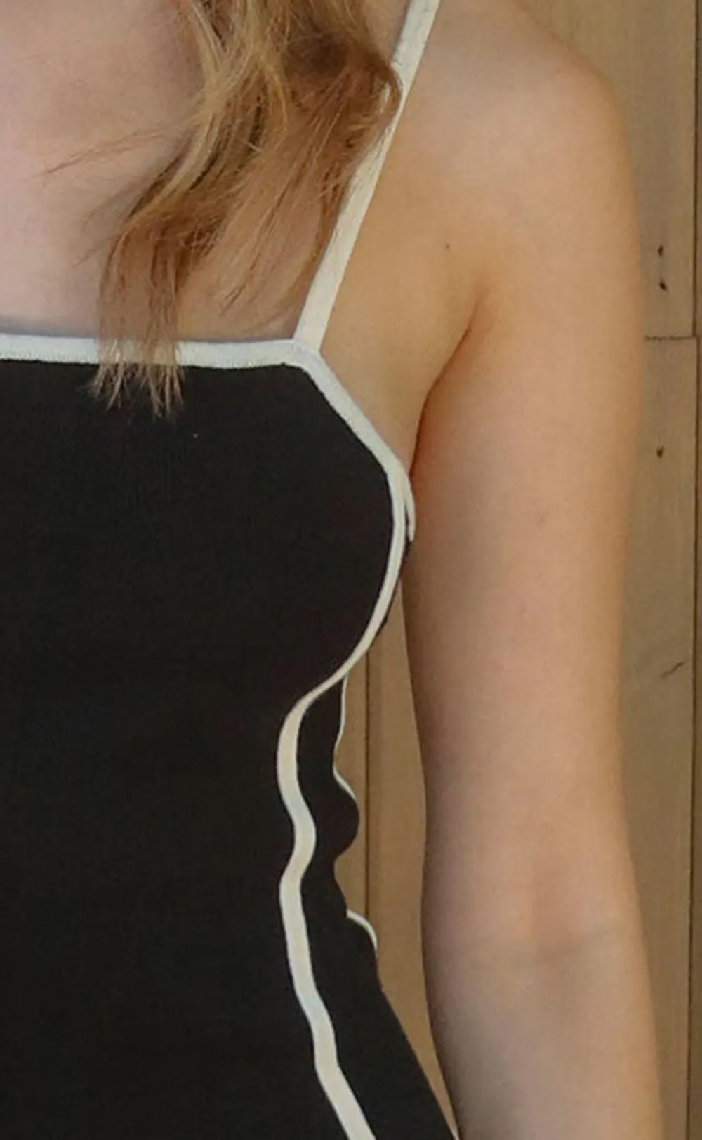 Black Contrast Trimmed Sleeveless Midi Dress