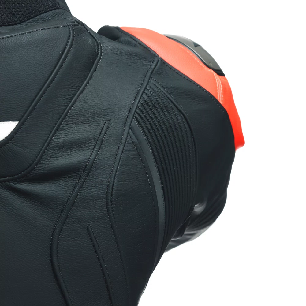 AVRO 4 LEATHER 2PCS SUIT