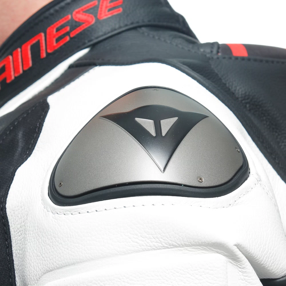 LAGUNA SECA 5 2PCS LEATHER SUIT