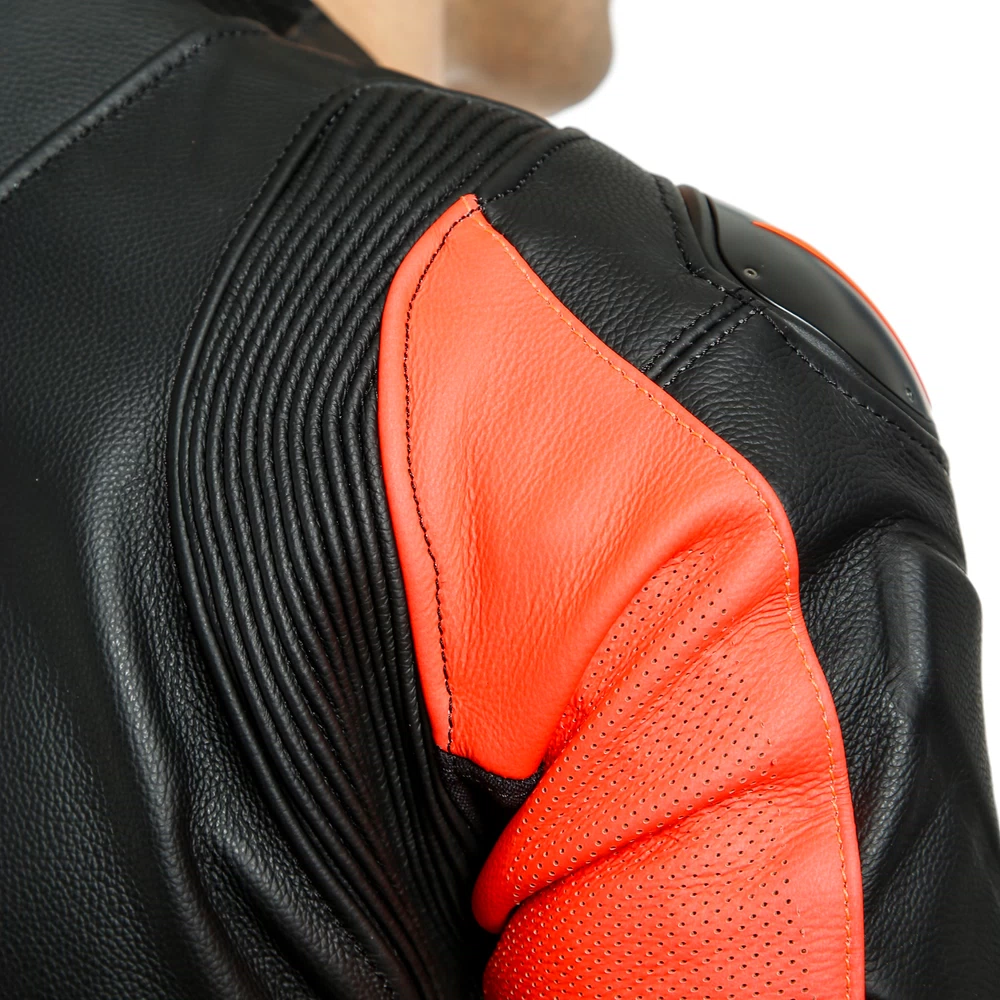 LAGUNA SECA 5 1PC LEATHER SUIT PERF.