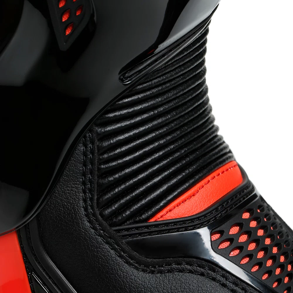 TORQUE 3 OUT BOOTS