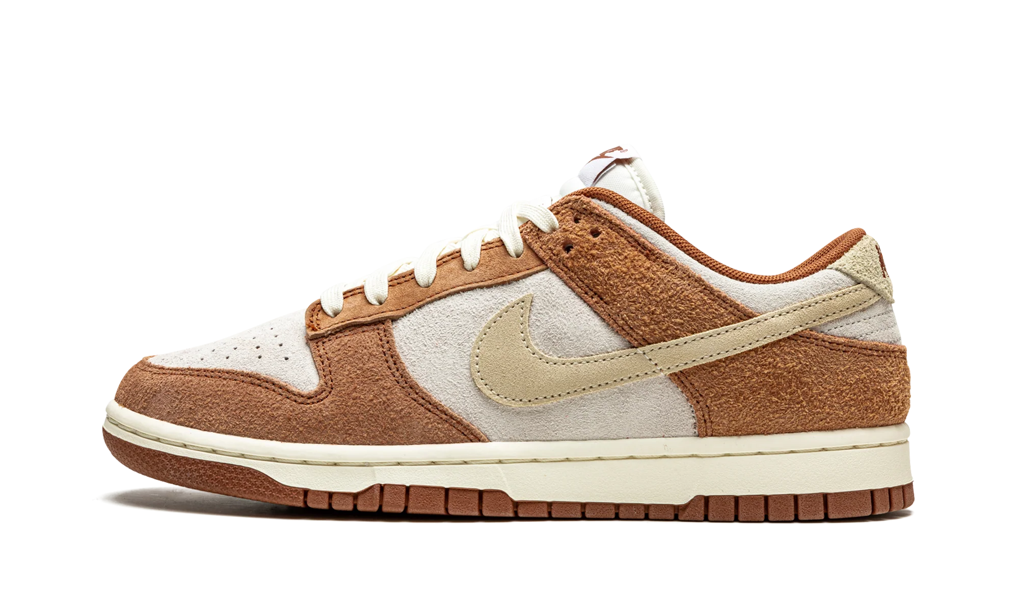 Dunk Low PRM 