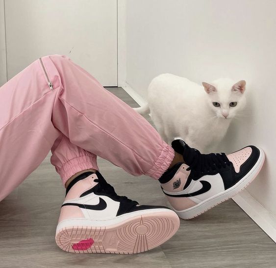 Buble Gum   1 High  Women's Shoes