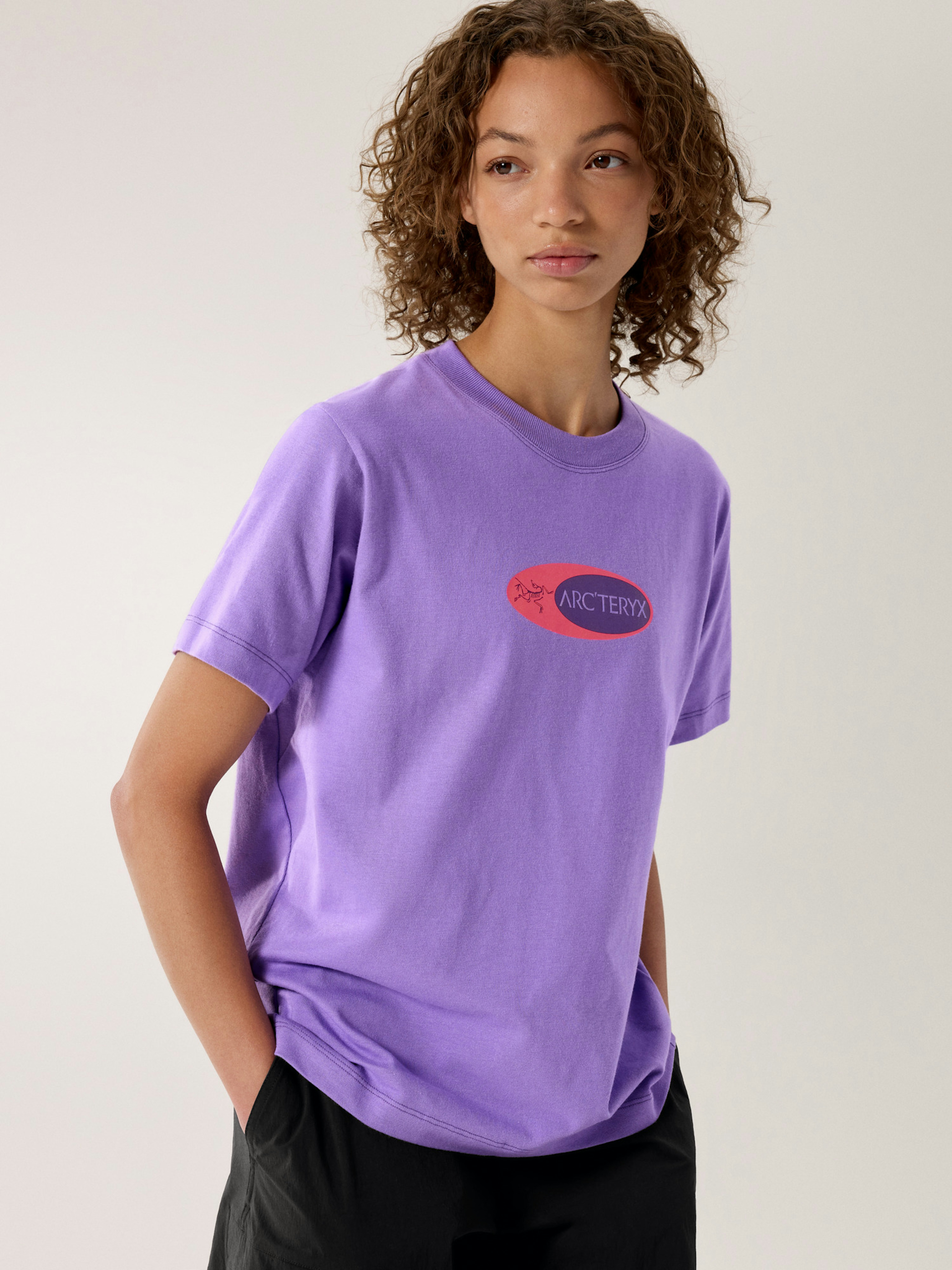 Kragg Cotton Sticker Crew Shirt SS Women's