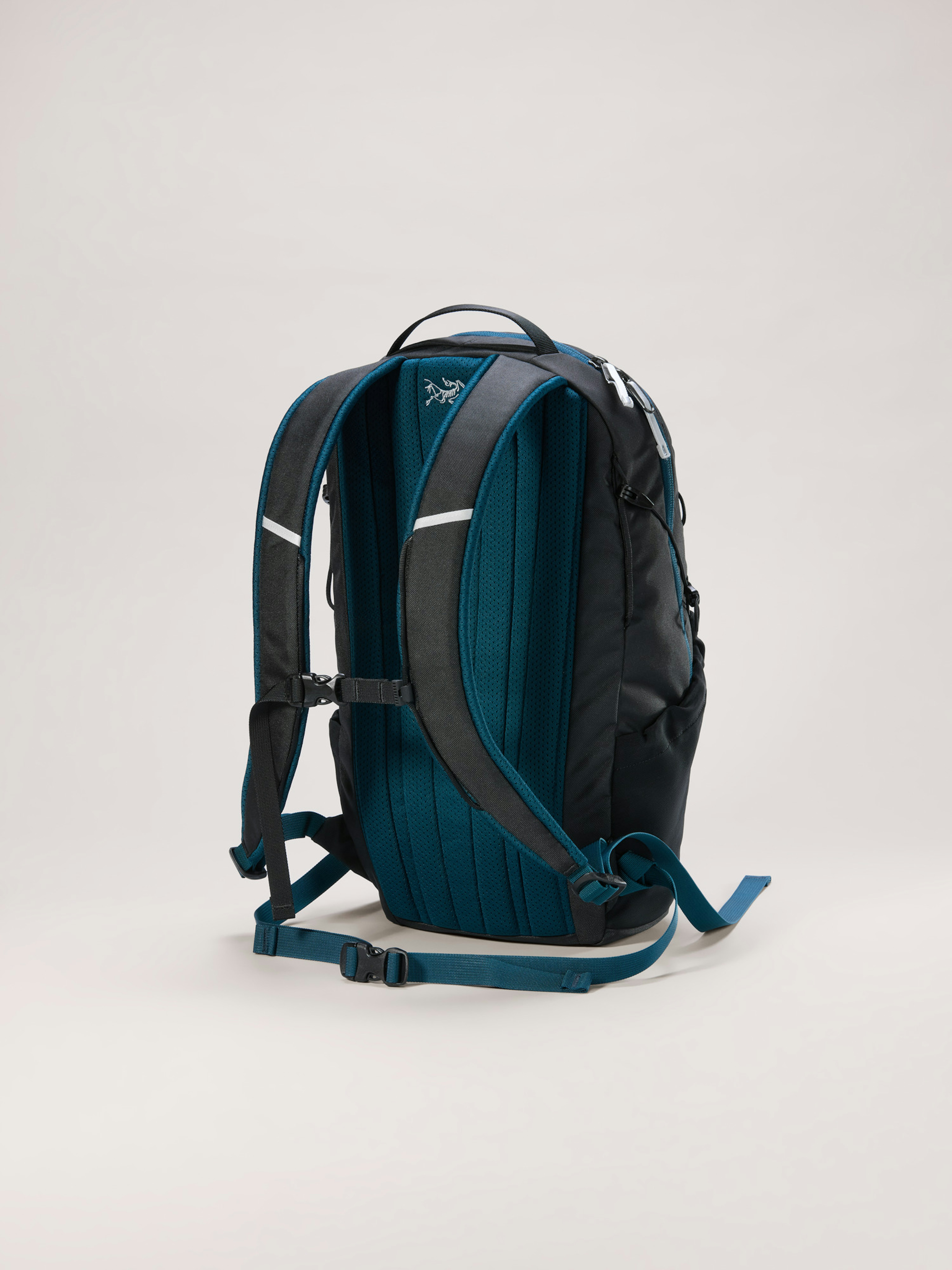 Mantis 16 Backpack
