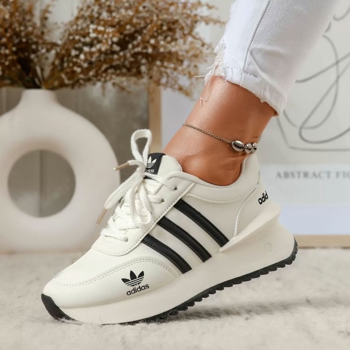 Nowe buty damskie będą dostępne w 2025 roku🔥