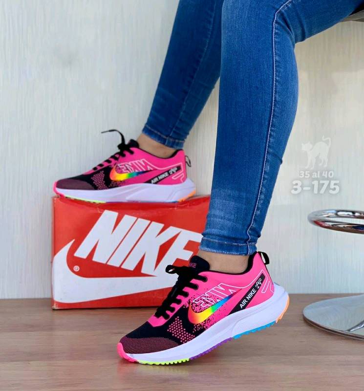 Hot selling 🔥 The latest and most beautiful women’s sneakers