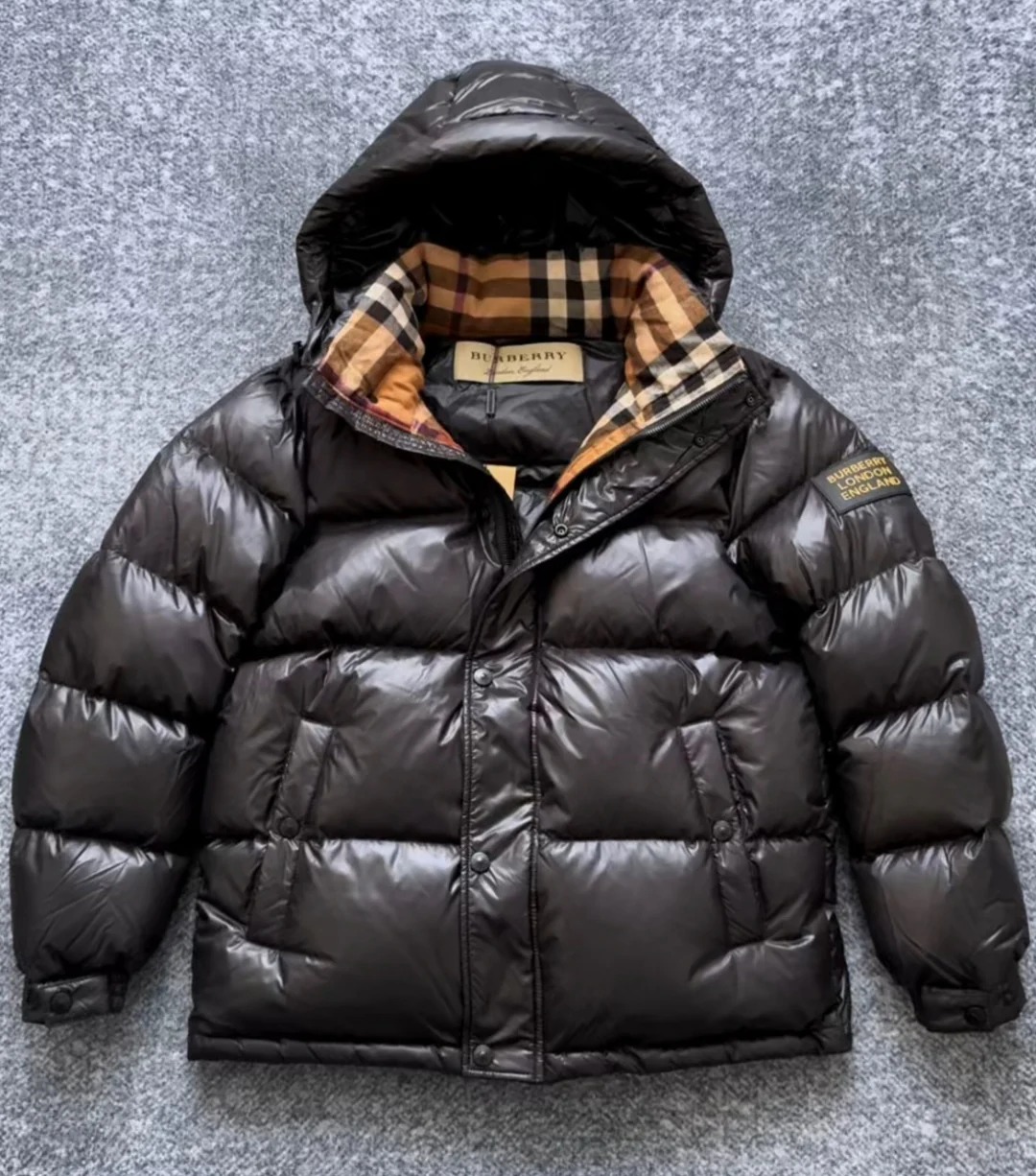 Puffer Jacket  — Stay Warm, Chic & Confident All Winter