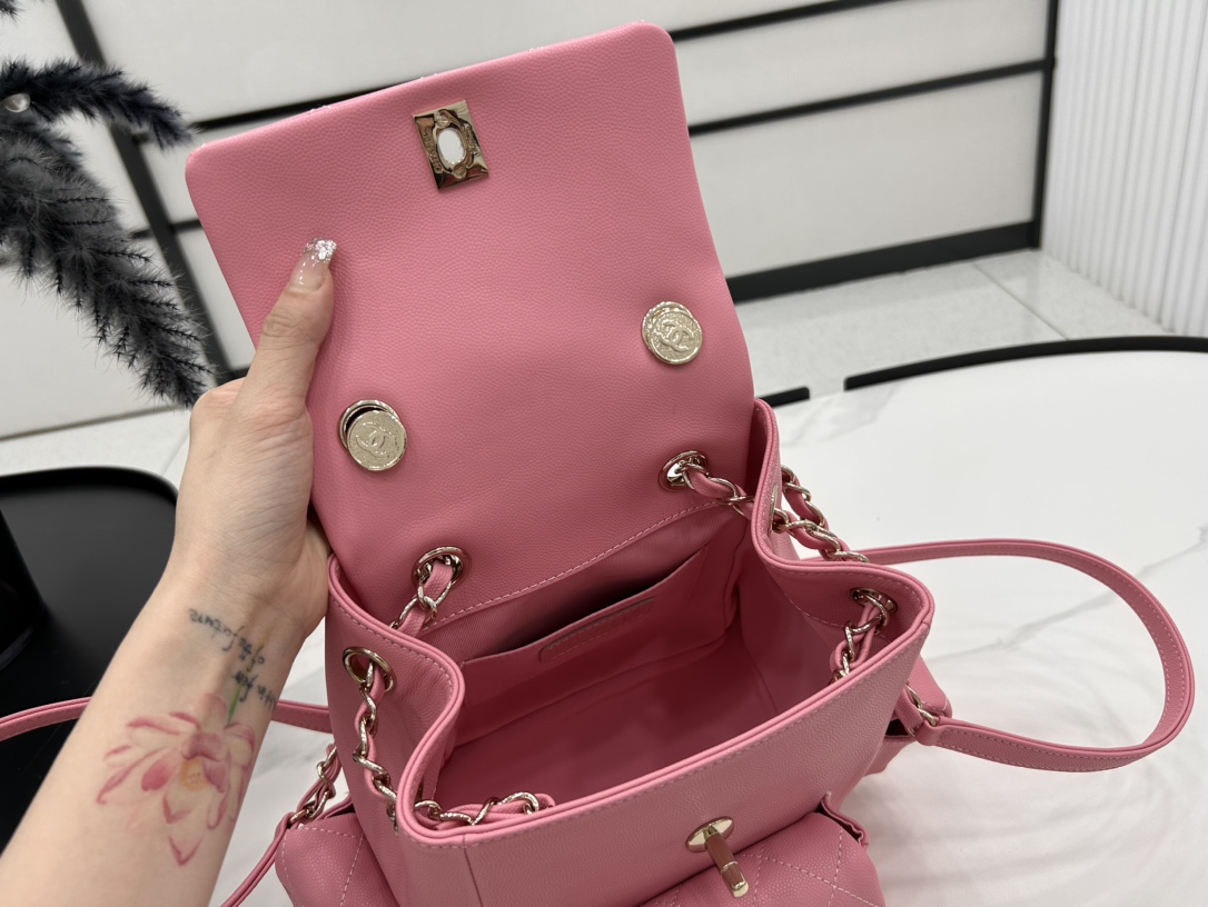 CHANEL Grained Shiny Calfskin & Gold-Tone Metal Rose Pink - AS4398