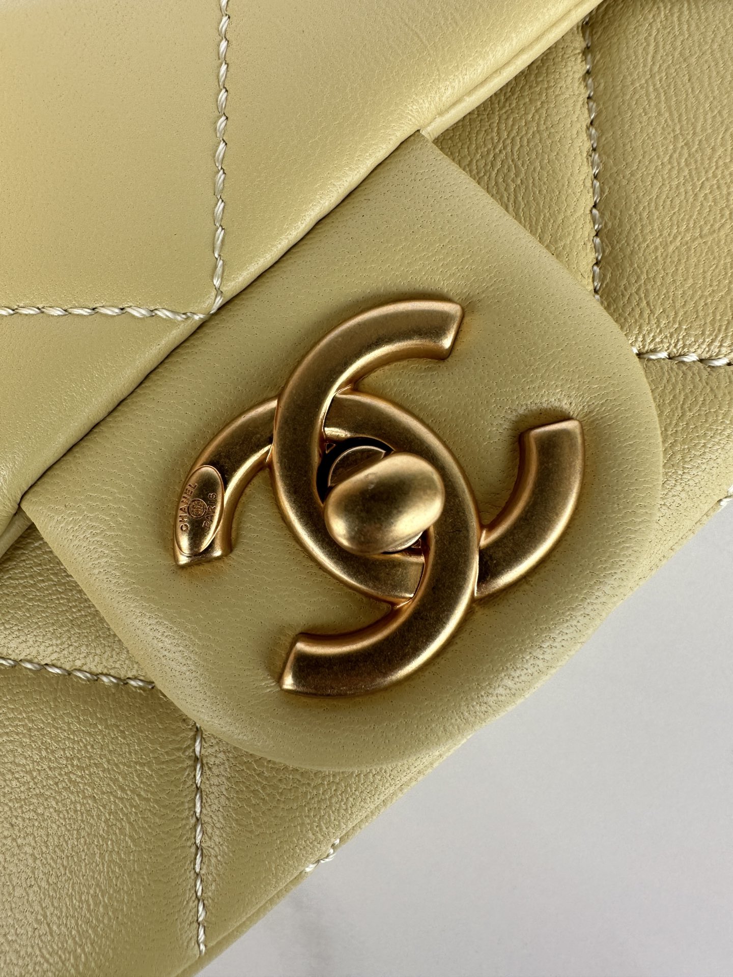CHANEL Small Flap Bag Yellow-AS4861