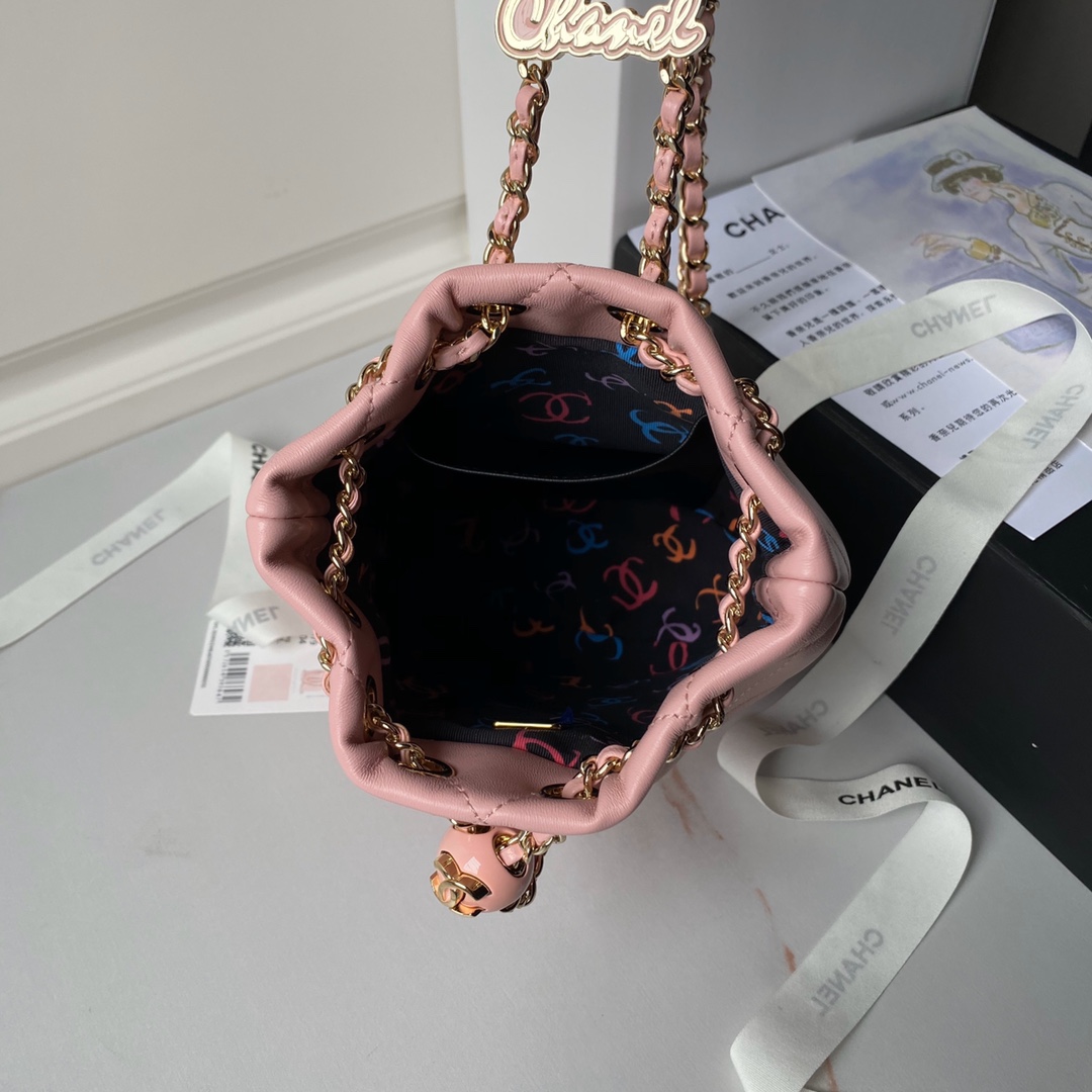 CHANEL Backpacks Shiny Lambskin & Gold-Tone Metal Pink-AS4810