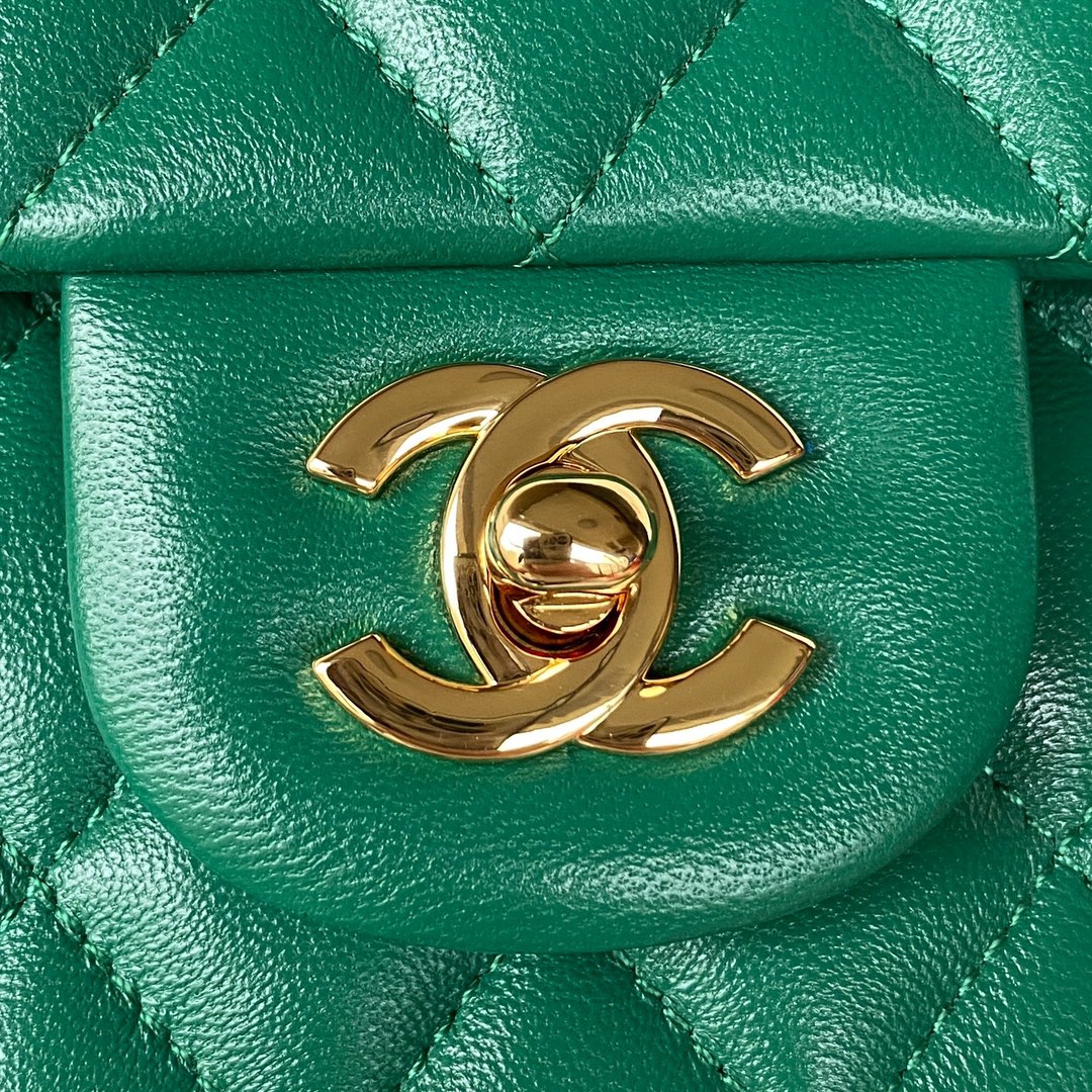 CHANEL CLASSIC 11.12 HANDBAG Lambskin & Brown Metal Green2-A01112
