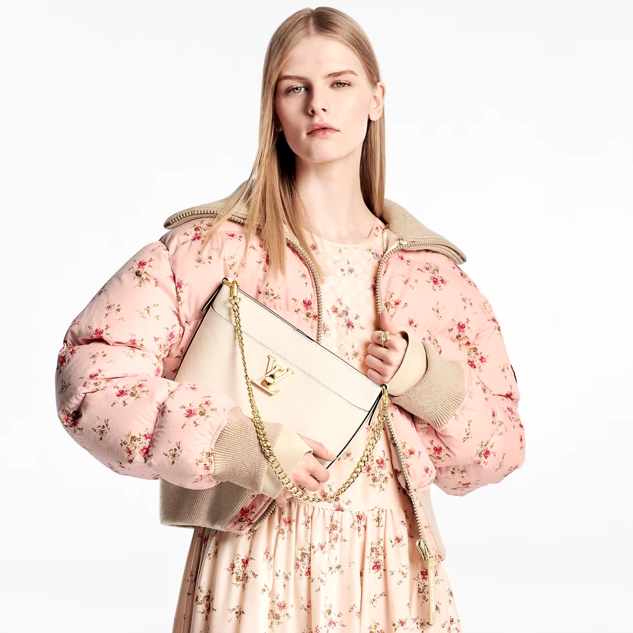 Lock and Walk M24638