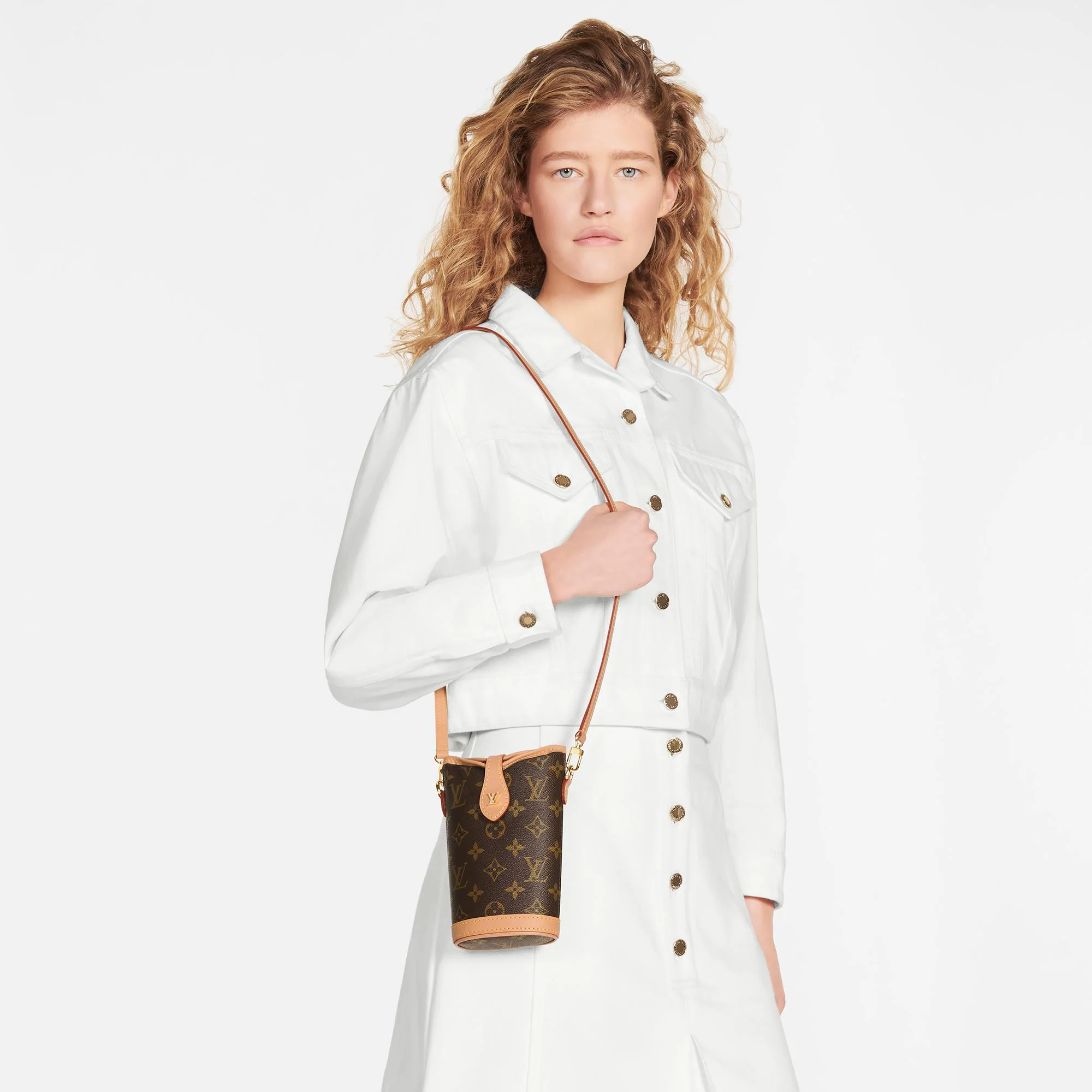 Fold Me Pouch M80874