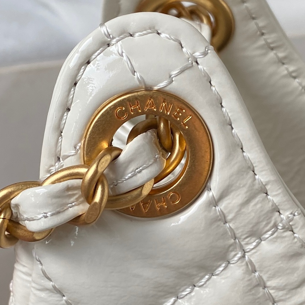 CHANEL Hobo Handbag White-AS4322
