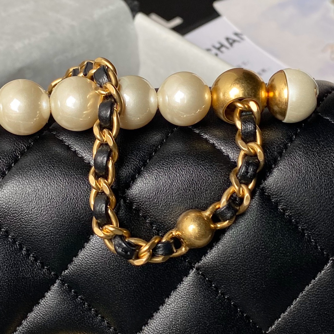 CHANEL Mini Flap Bag with Top Handle Black-AS5001