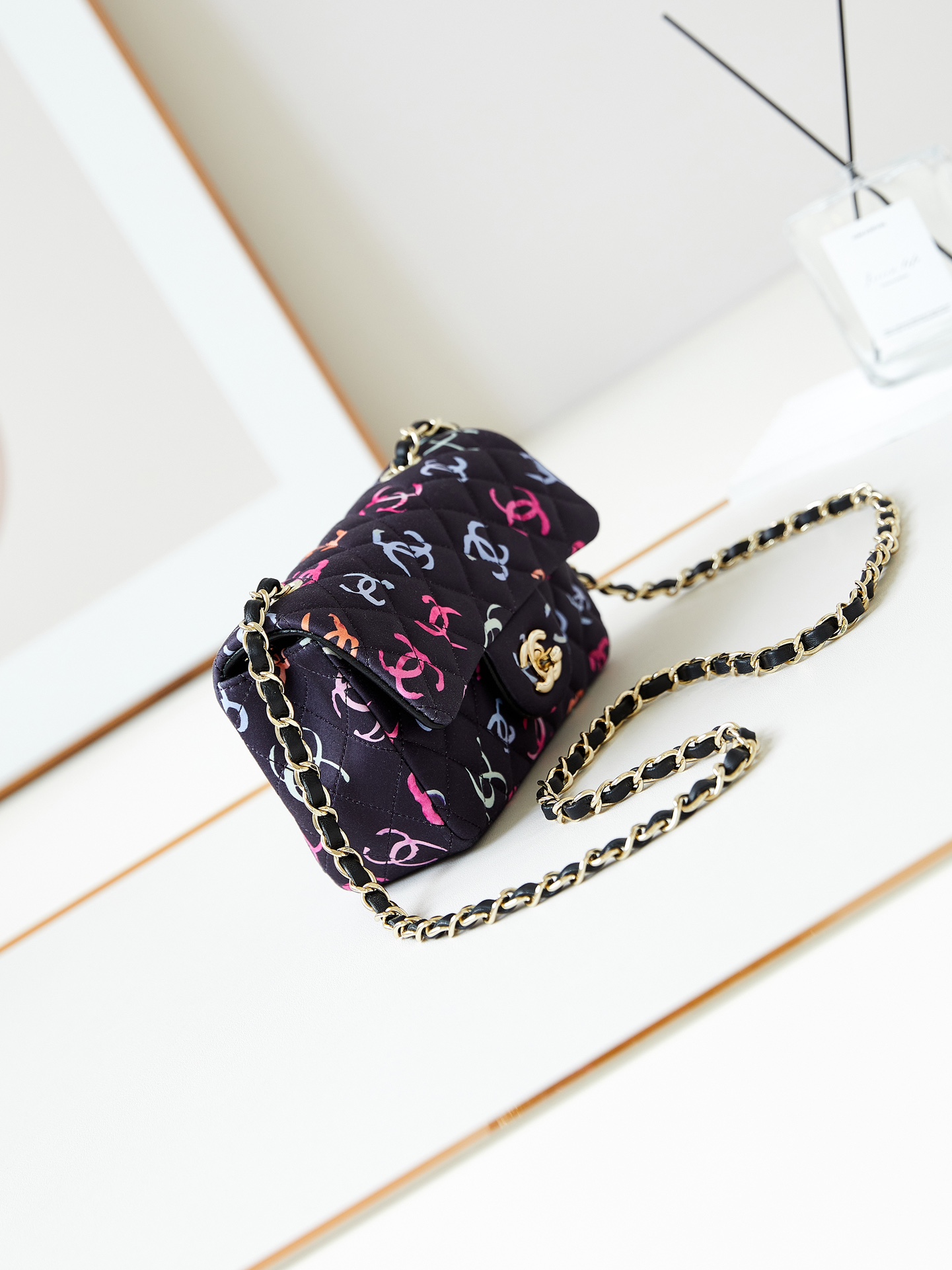 CHANEL Mini Classic Handbag & Gold-Tone Metal Navy Blue-A69900