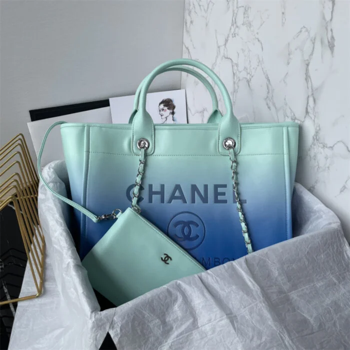 CHANEL Medium Tote Color Blue- AS3351