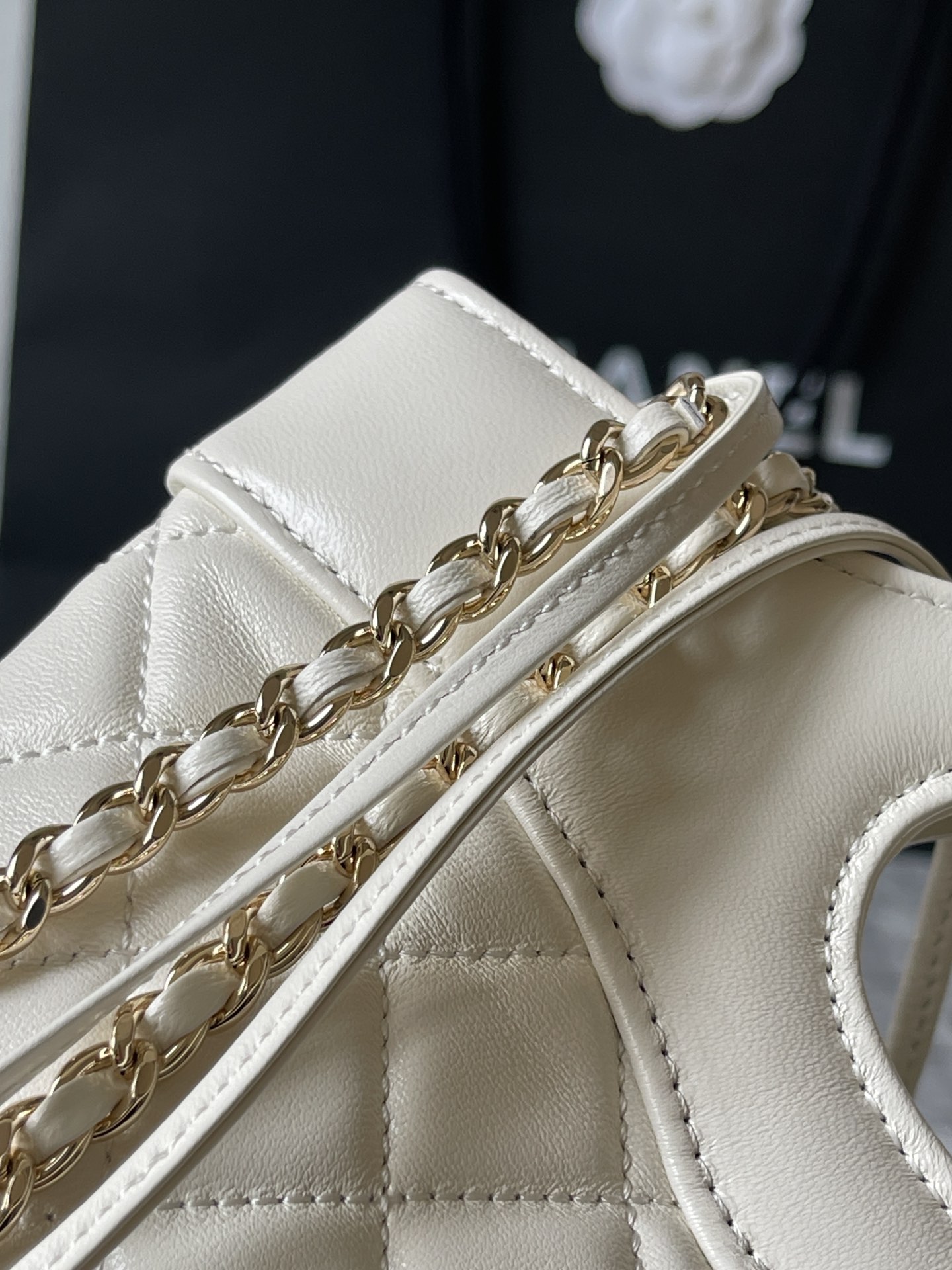 CHANEL 31 Mini Shopping Bag White-AS4133