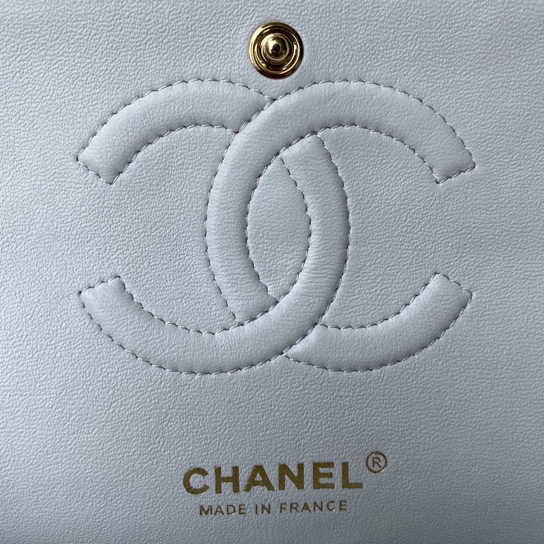 CHANEL CLASSIC 11.12 HANDBAG Lambskin & Brown Metal White-A01112