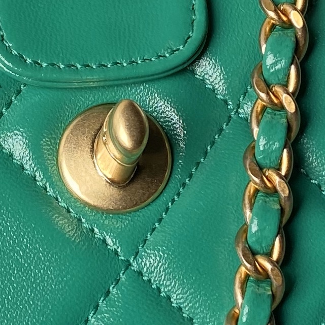 CHANEL Mini Bag with Top Handle Green-AS4958