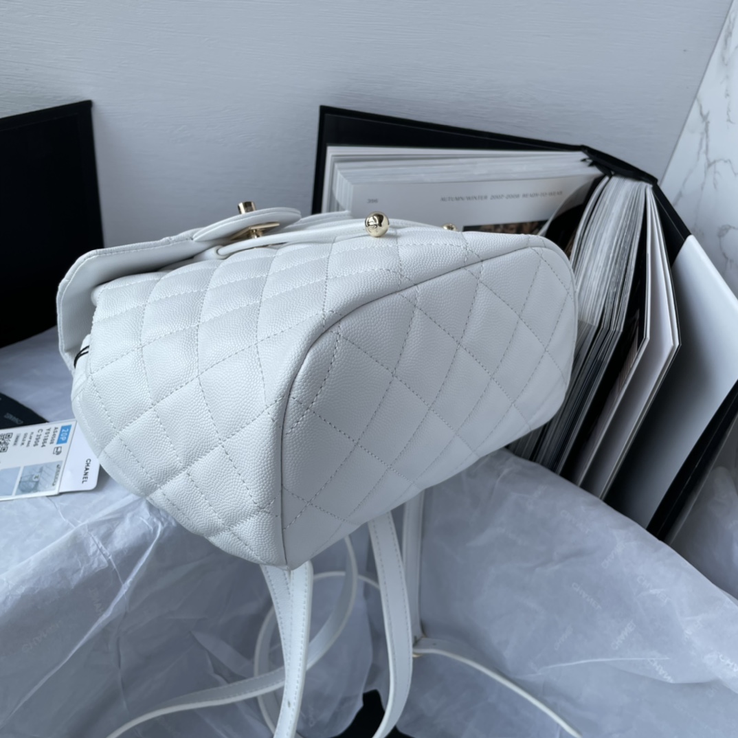 CHANEL Backpacks Grain-embossed shiny calf leather with gold-coloured metal White -AS4058