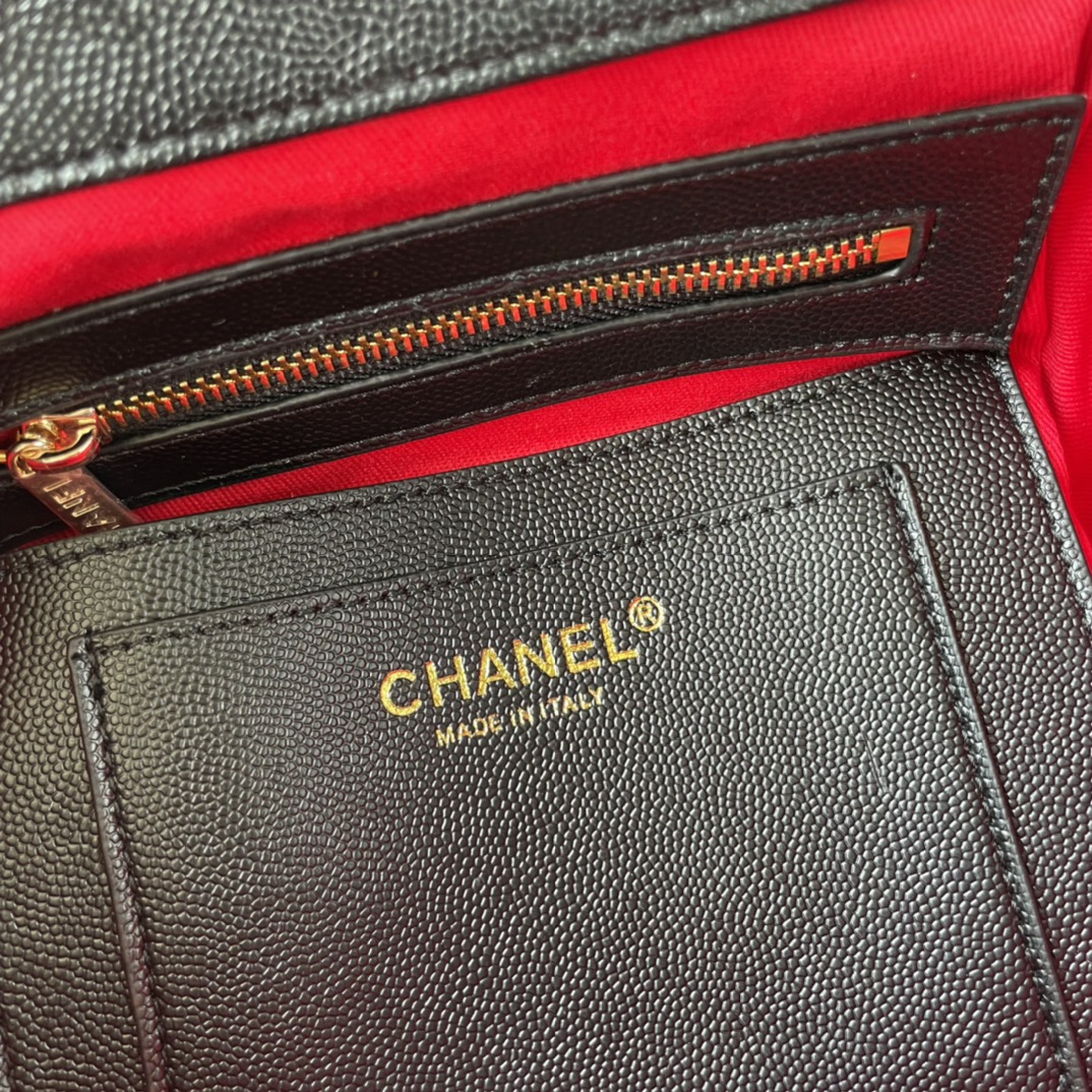 CHANEL Backpacks  Grain-embossed shiny calf leather with gold-coloured metal Black -AS4058