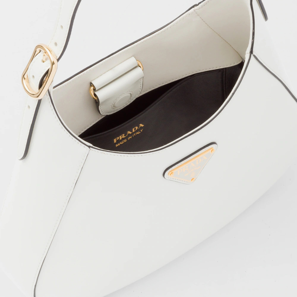 Leather shoulder bag