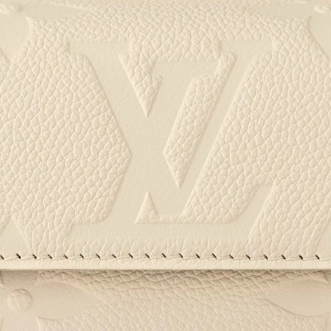 Wallet on Chain Ivy M82210