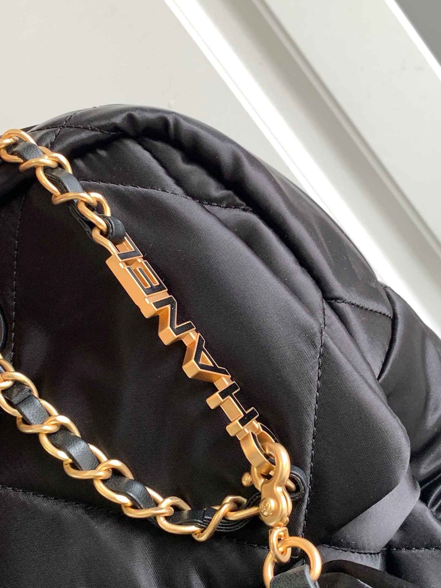 CHANEL Large Bowling Bag Satin and gold metal black-AS4776