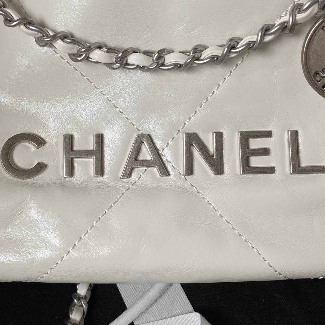 CHANEL 22 Mini Handbag White-AS3980