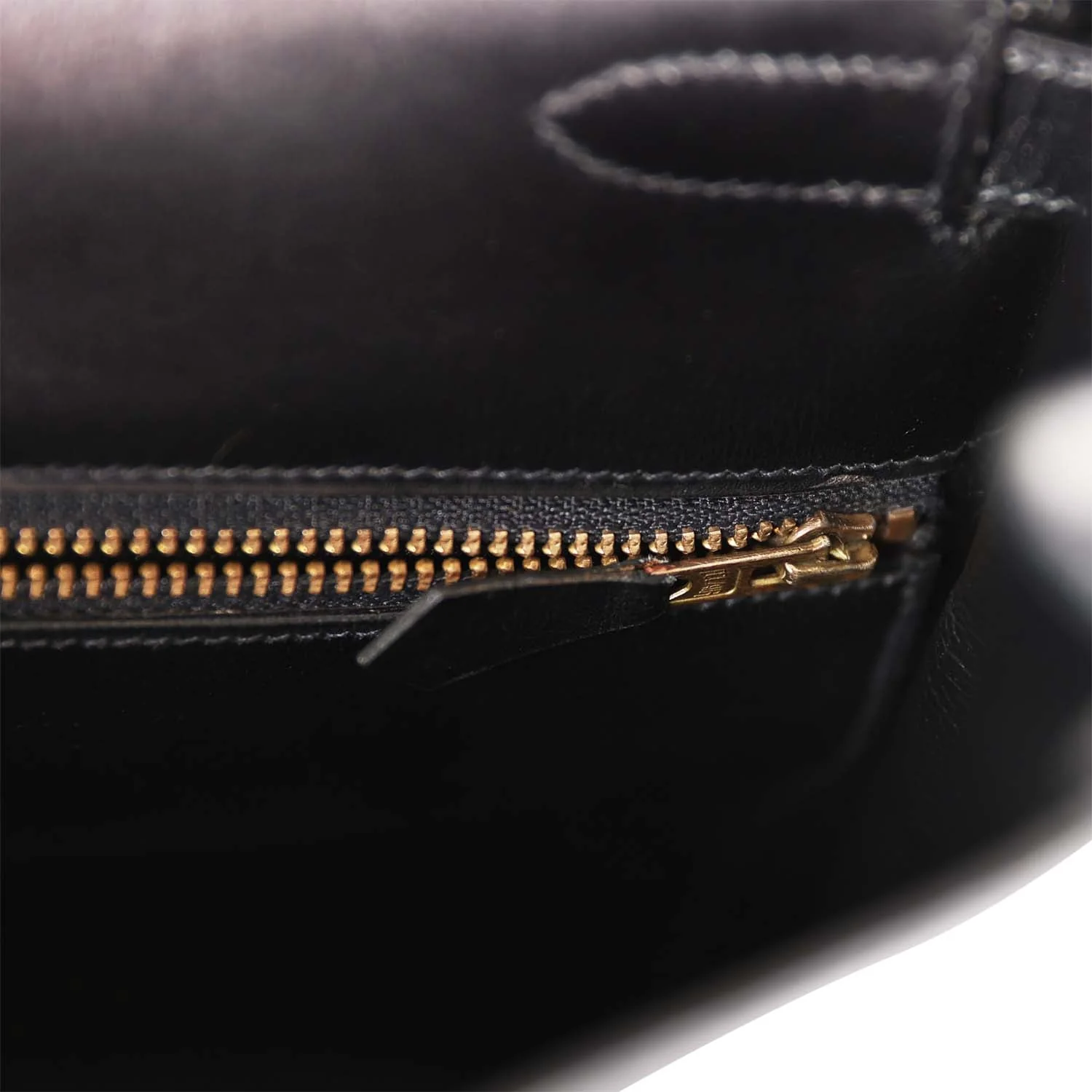 Kelly 35 Retourne Black Box Gold Hardware