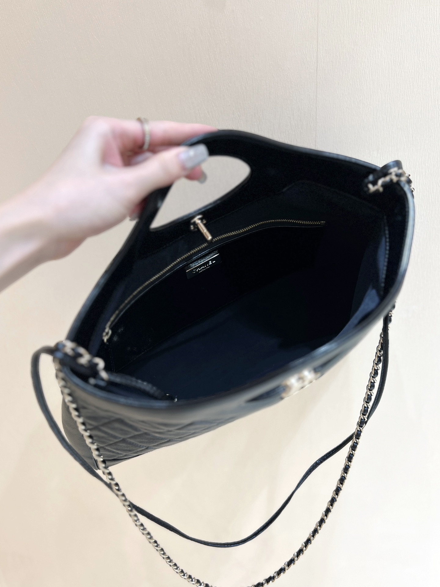 CHANEL Shopping Bag Black-AS4854