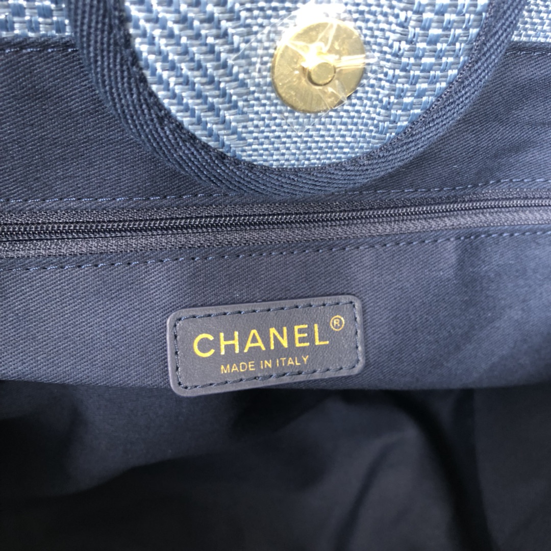 CHANEL Medium Tote Blue2- A66941