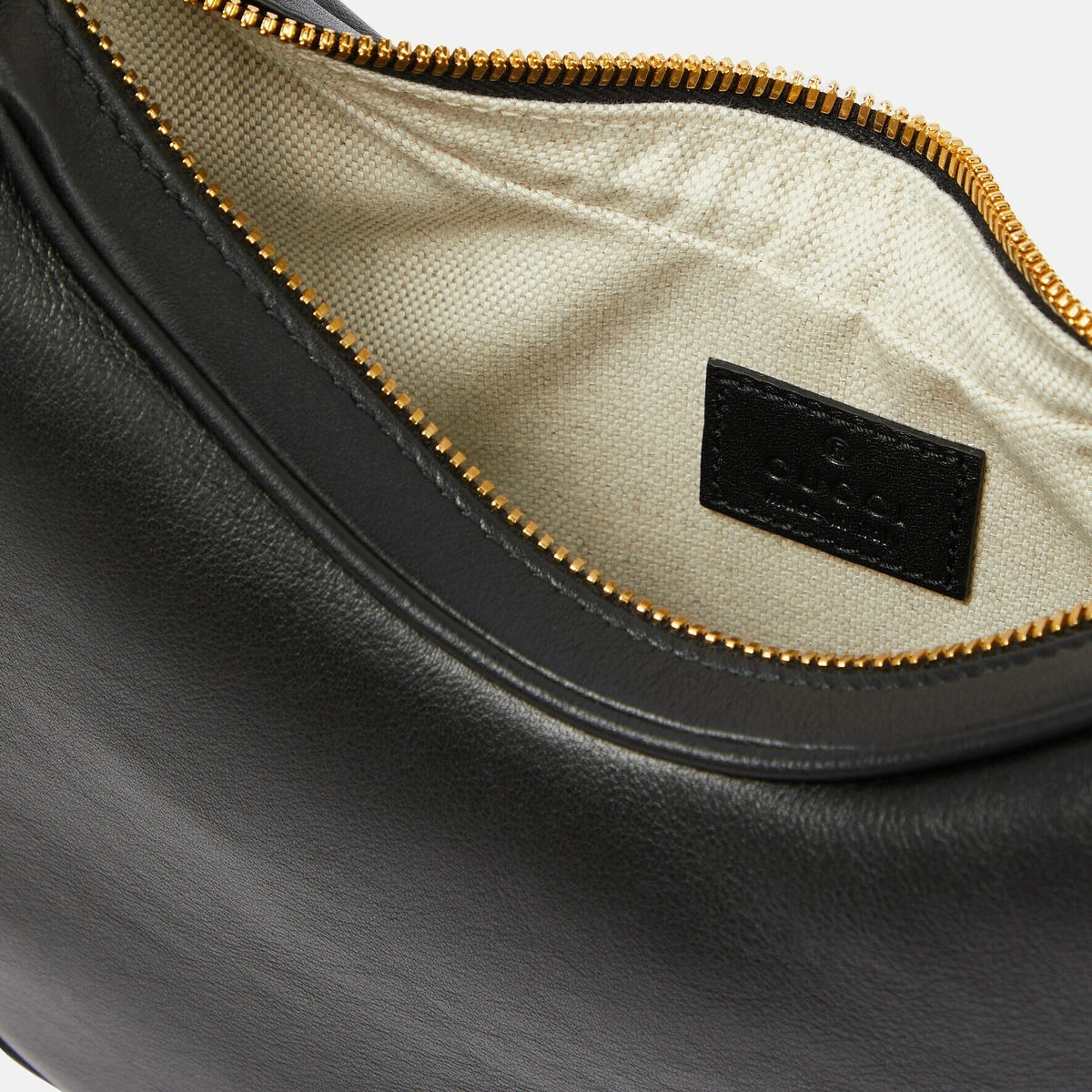 Attache Small Shoulder Bag Black 699409