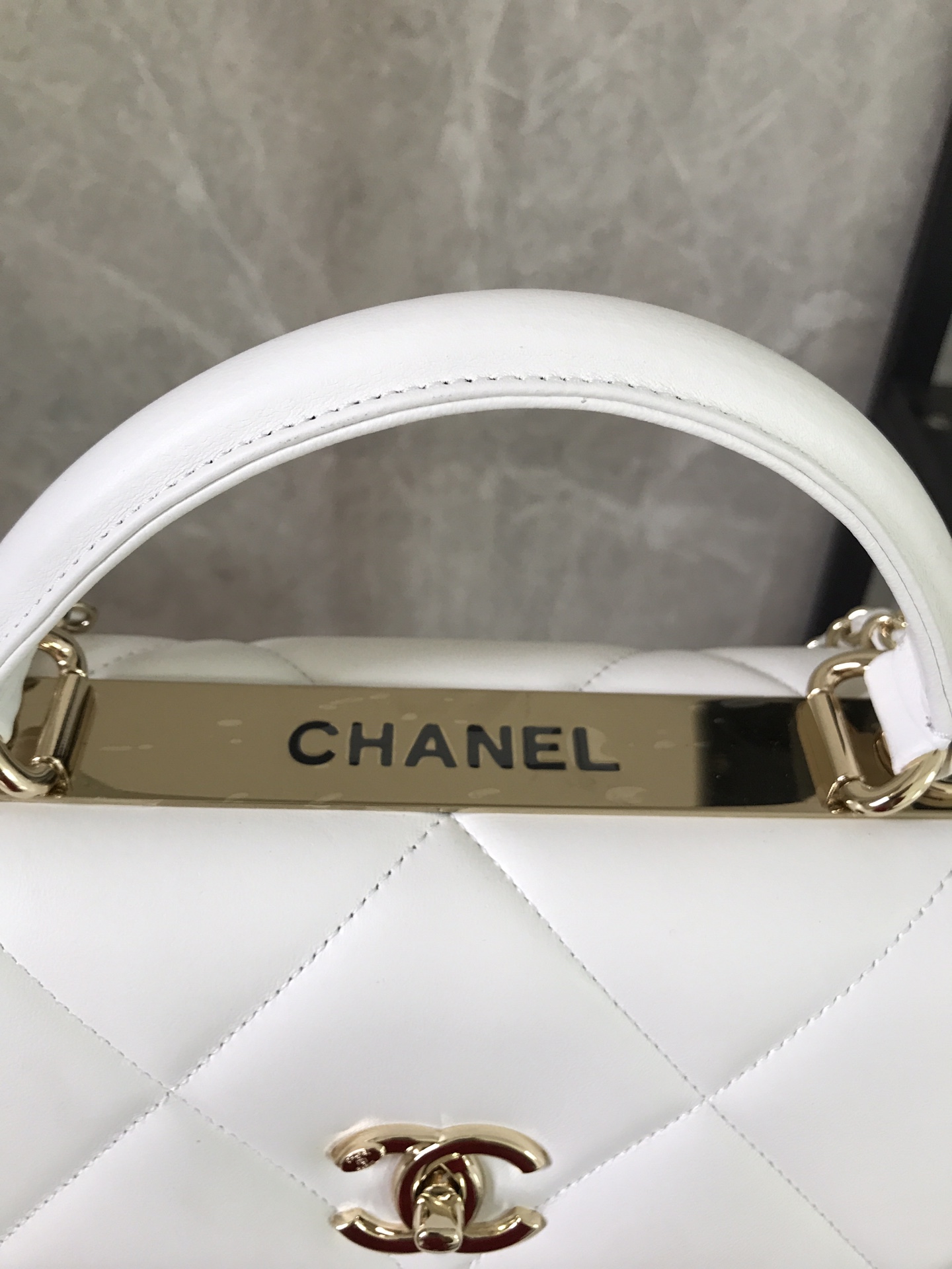 CHANEL Flap Bag With Top Handle Lambskin White-A92236