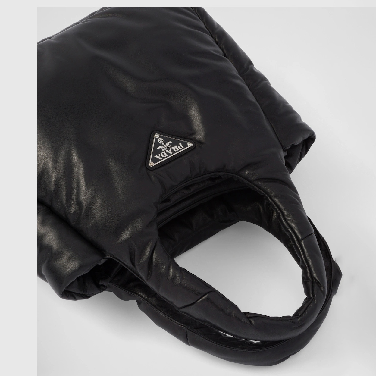 Medium padded  Soft nappa leather bag