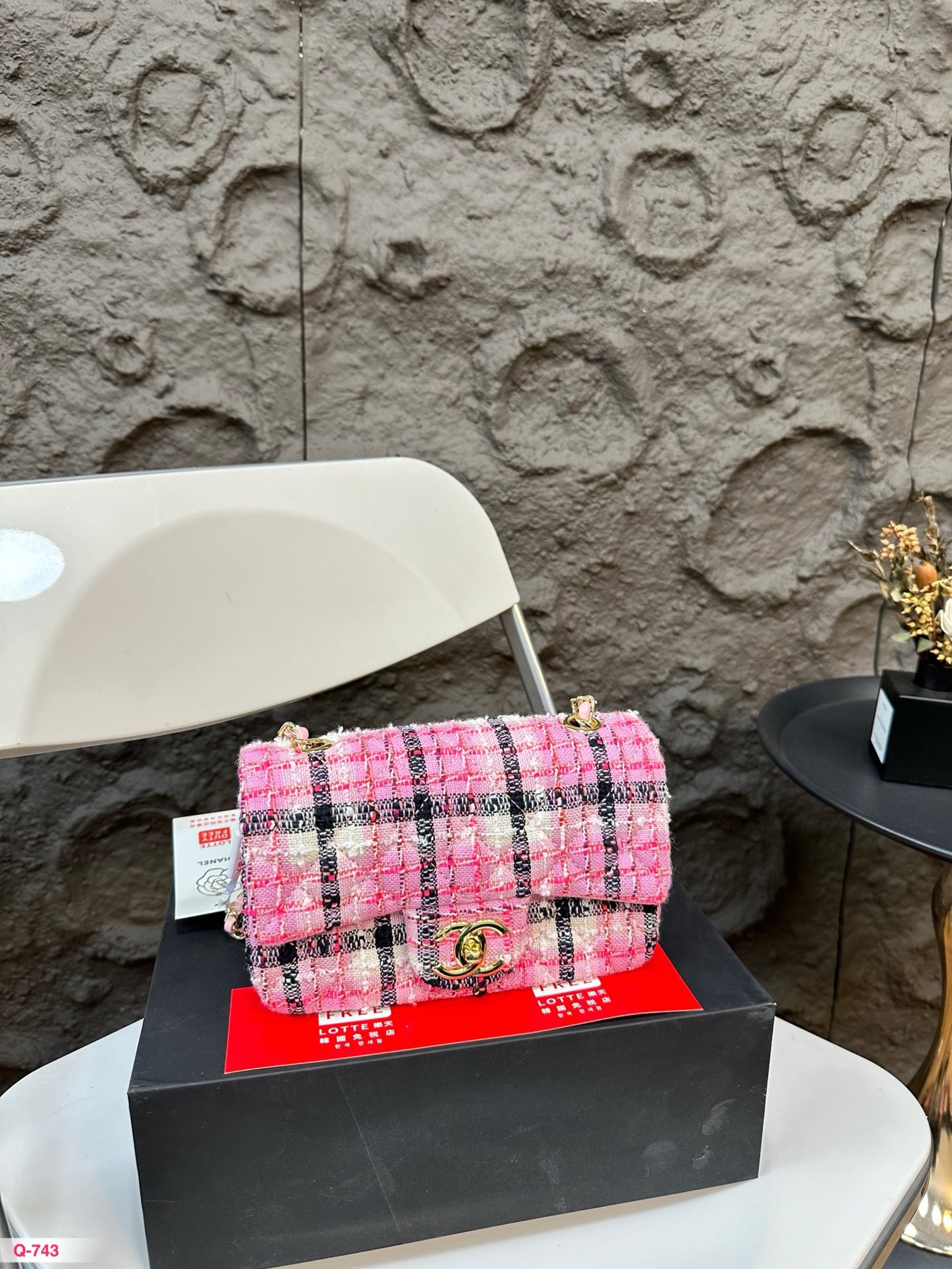 CHANEL Mini Classic Handbag Wool, Cotton, Mixed Fibers & Gold-Tone Metal Pink, Fuchsia & Purple-A69900