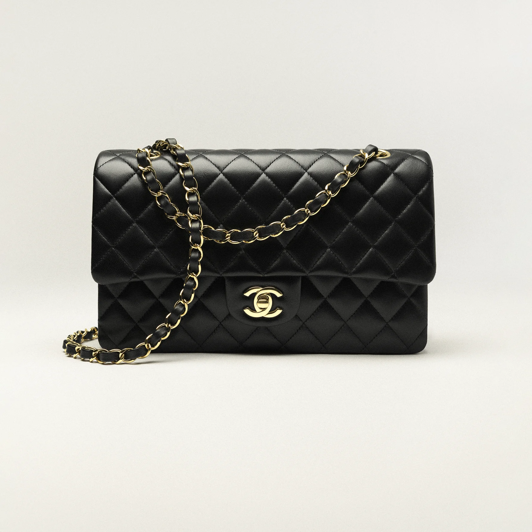 CHANEL CLASSIC 11.12 HANDBAG A01112