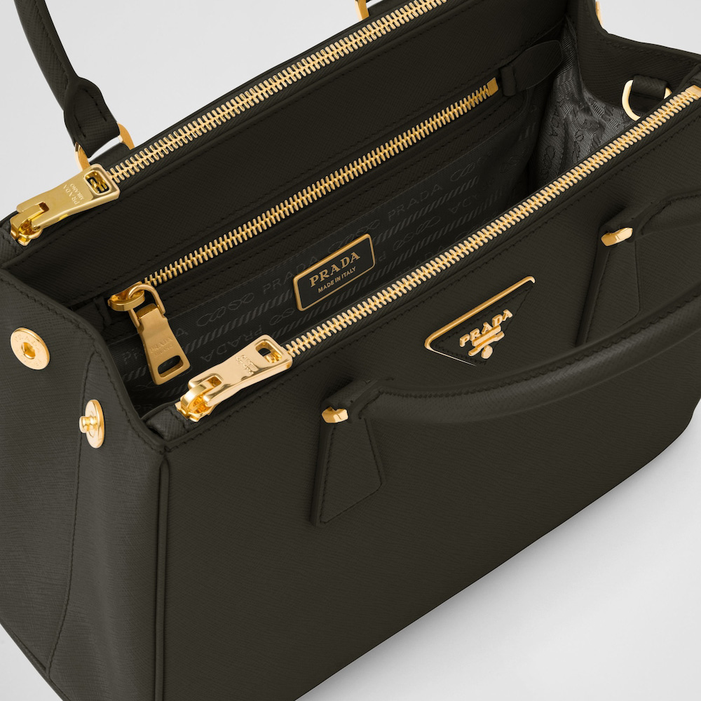 Medium  Galleria Saffiano leather bag