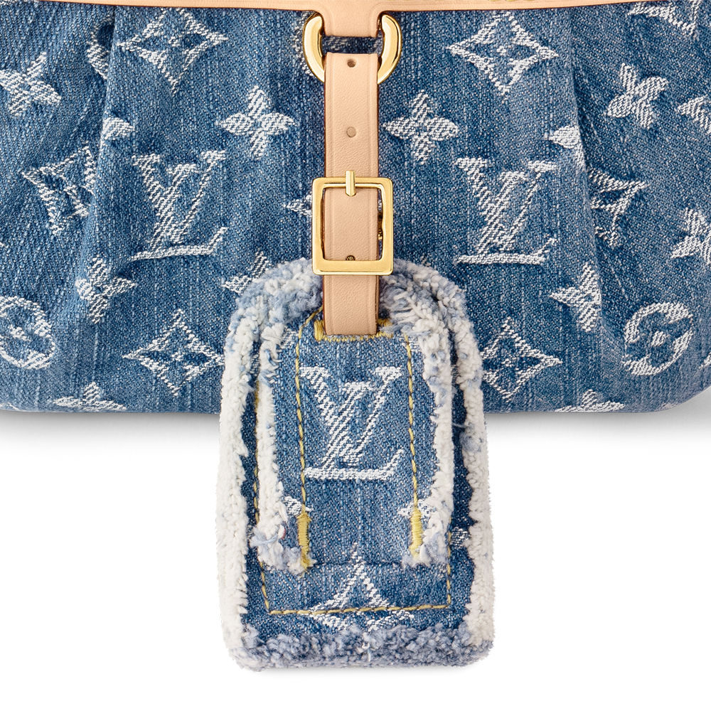 New LV Remix High Rise M46837