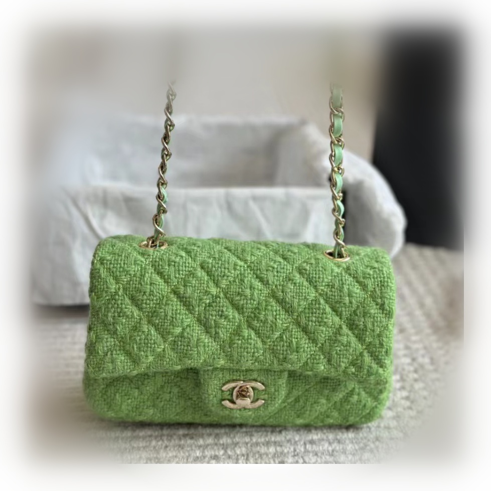 CHANEL CLASSIC 11.12 HANDBAG Lambskin & Brown Metal Green-A01112