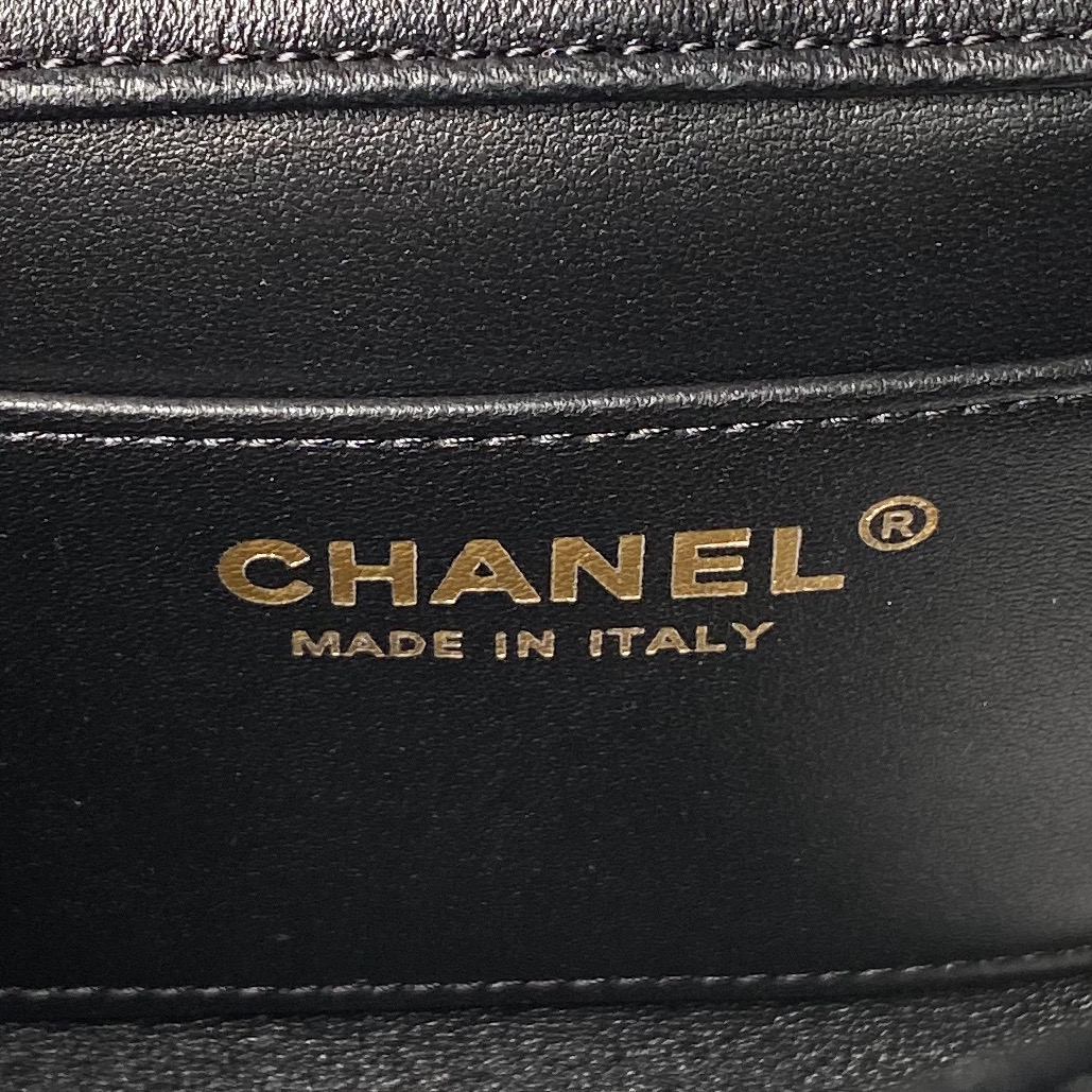 CHANEL Mini Flap Bag with Top Handle Black-AS5001