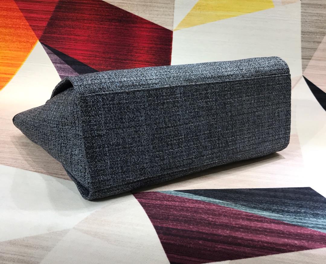 CHANEL Medium Tote Black2- A66941